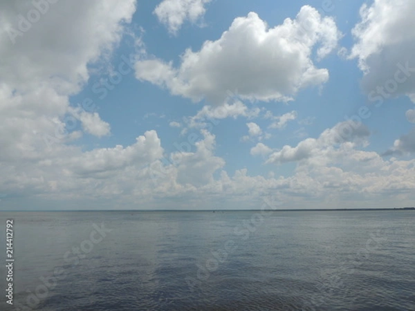 Obraz облака над озером