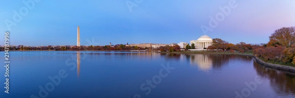 Fototapeta Jefferson Memorial and Washington Monument reflected on Tidal Basin in the evening, Washington DC, USA. Panoramic image