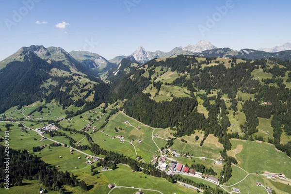 Obraz Gleitschirmfliegen in Gstaad
