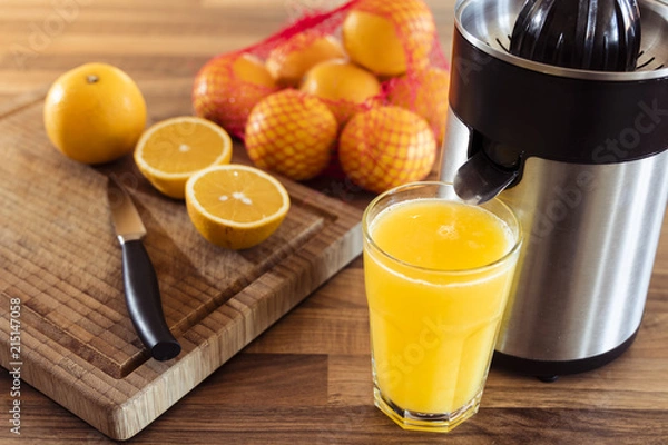 Obraz Orangensaft wird gemacht