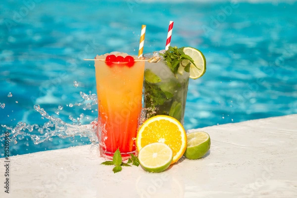 Obraz Tropical cocktail on a pool background