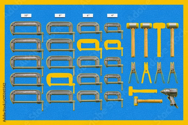 Obraz Multiple tools shadow board