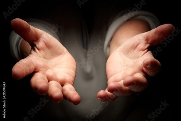 Fototapeta receiving help