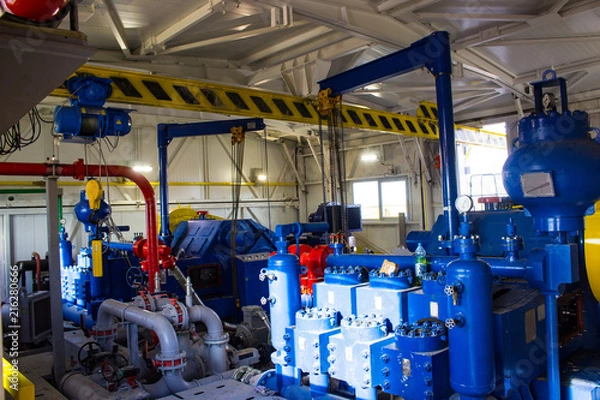 Fototapeta three-piston pump unit