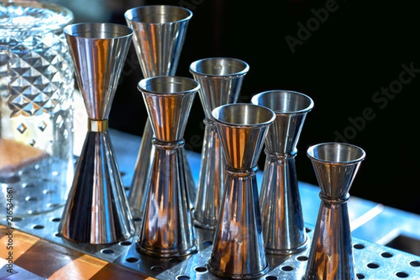 Obraz Jiggers  standing in a row