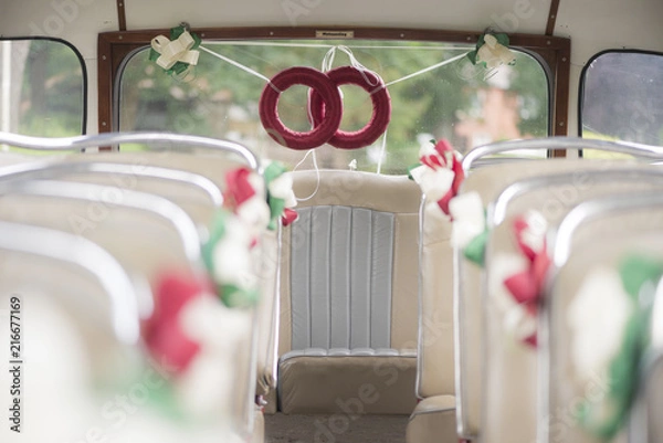 Fototapeta decorated oldtimer bus at wedding