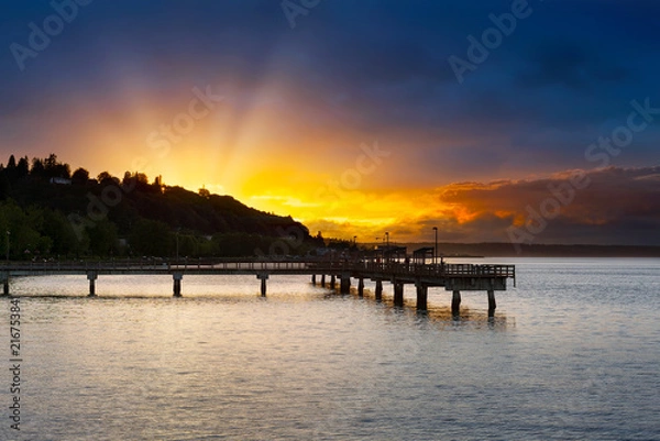 Fototapeta Sunset at Ruston Way Waterfront in Tacoma Washington