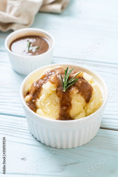 Fototapeta mashed potatoes with gravy sauce