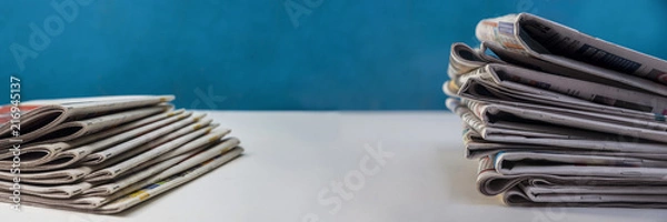 Obraz Gazety dwa stos tło