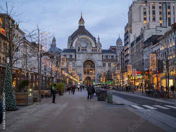 Fototapeta ANTWERP,BELGIUM - December, 2017 - View at the Railway station building in Antwerp. Antwerp is a city in Belgium, and is the capital of Antwerp province in Flanders.