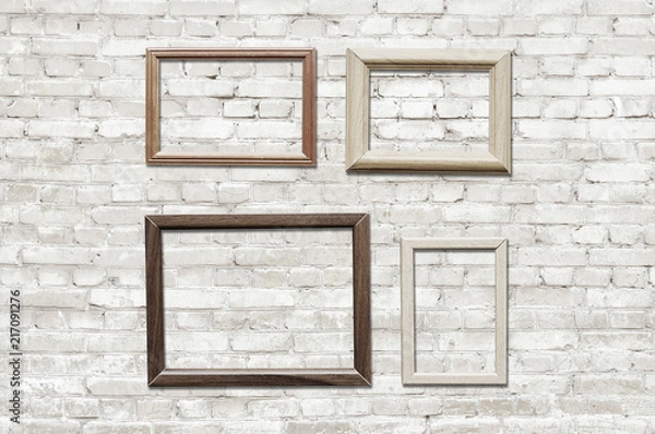 Obraz frames on wall