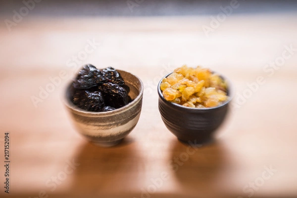 Obraz Prunes and raisins warm image