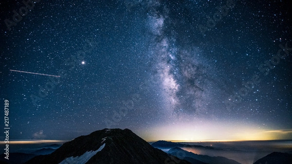 Obraz 槍ヶ岳、天の川と星座と大喰岳、登山、北アルプス、絶景、日本