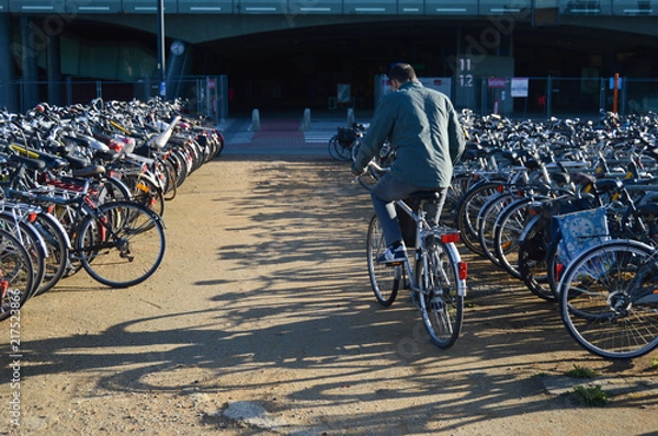 Fototapeta velo cycliste ecologie parking mobilité