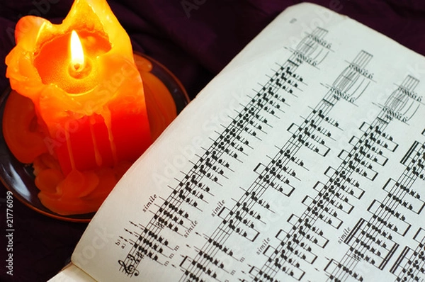 Obraz candle with sheet music