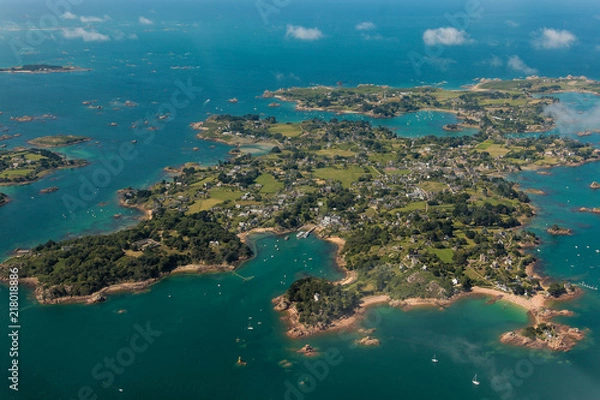 Fototapeta Vue aérienne de l'île de Bréhat en Bretagne