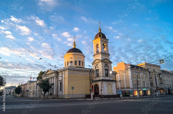 Fototapeta Early morning in the city. The Ascension Cathedral in Tver city, Russia. Architectural heritage site of the 18th century. The main spiritual centre ot Tver region and the archbishop's residence.