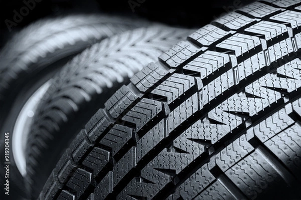 Obraz Wiersz opon samochodowych z bliska