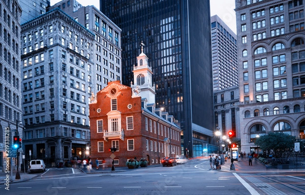 Fototapeta Stary State House w nocy w Bostonie, USA