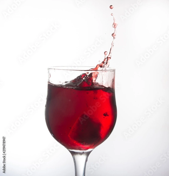 Obraz red wine and ice