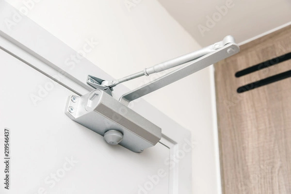 Obraz Door Closers Automatyczne urządzenie zamykające drzwi dla bezpieczeństwa