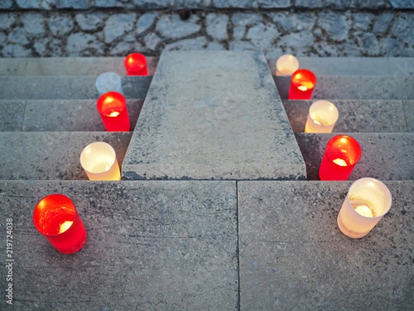 Fototapeta 奈良県-綺麗なロウソクの風景-