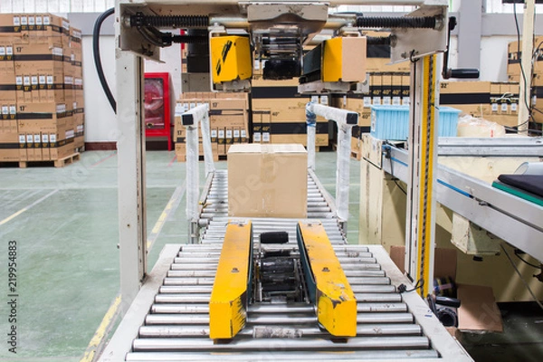 Obraz Semi-Auto Strapping machine