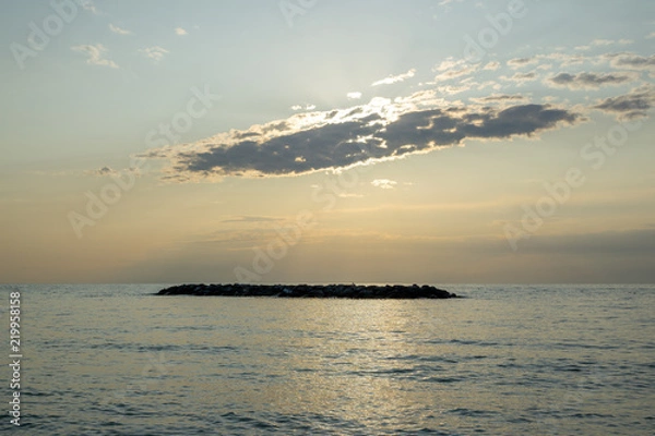 Fototapeta Evening sky above lake erie