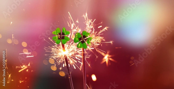 Fototapeta szczęśliwego nowego roku karta z talizmanem