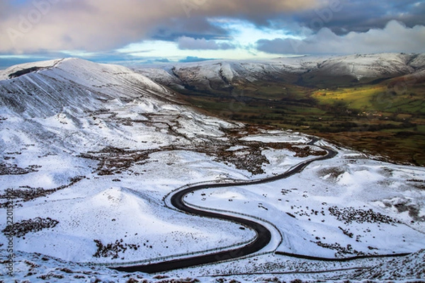 Fototapeta Windy Road