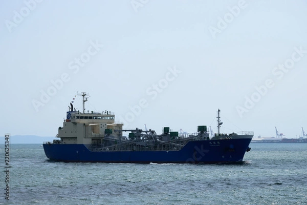 Fototapeta 関門海峡を通る船