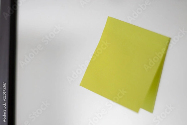 Obraz Yellow empty note hanging at the mirror board