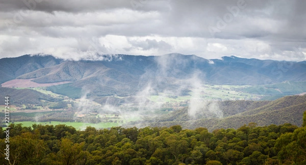 Obraz Panoramic Australian Alpine landscape Valley View with low clouds