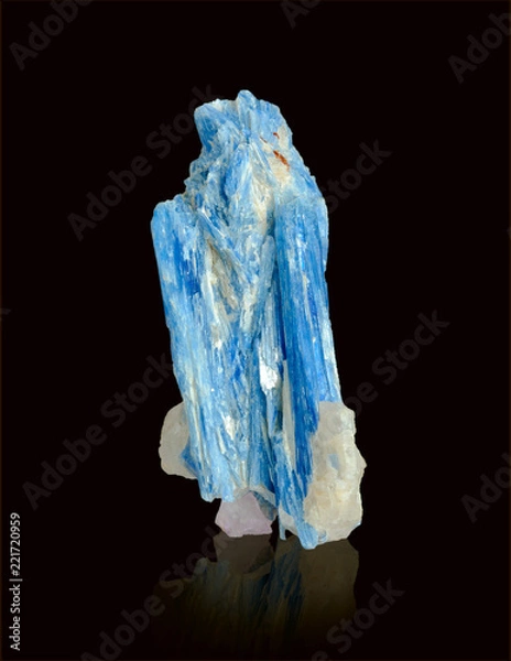 Obraz kyanite crystals on black background