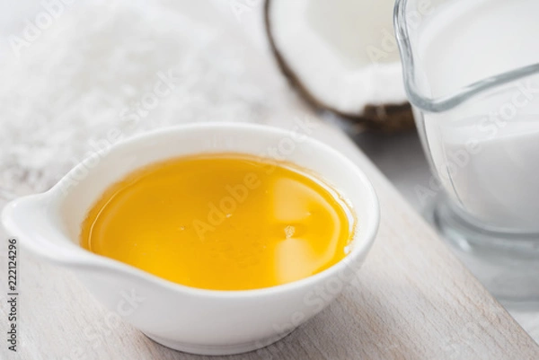 Fototapeta melted cocoa butter, melted