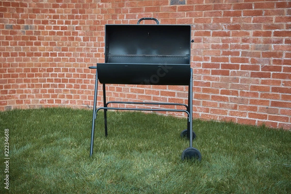 Obraz Black barrel grill.