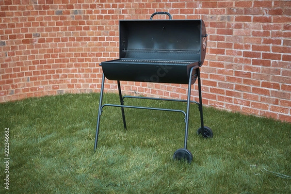 Obraz Black barrel grill.
