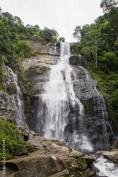 Obraz bride veil waterfall rio de janeiro