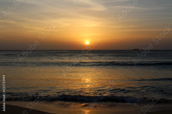 Fototapeta The sunrise around Dutch Bay while on the boat in Trincomalee