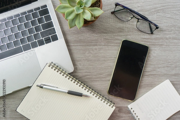 Fototapeta Flat lay laptop grey background