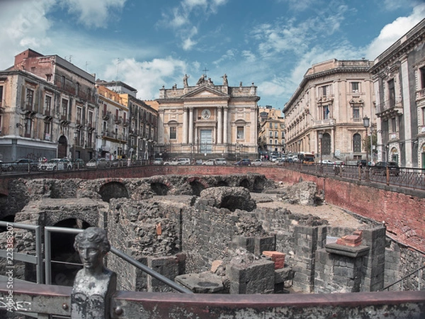 Obraz Shot of the Roman Anphitheater in Piazza Stesicoro in Catania in a summer day. Catania, Sicily