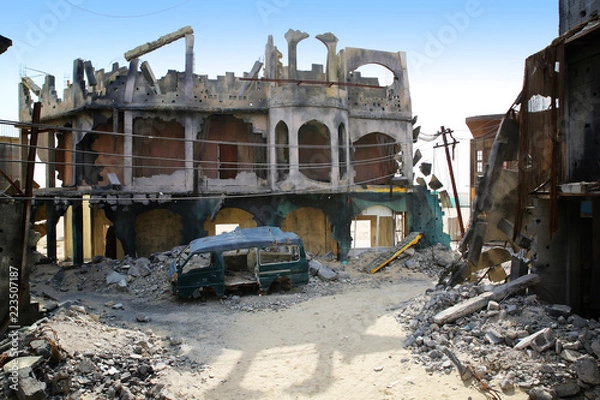Obraz City after War