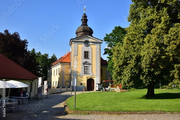 Obraz Castle and park Ctenice