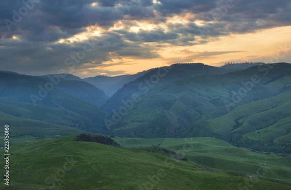 Obraz White Bird Pass in Idaho during the spring