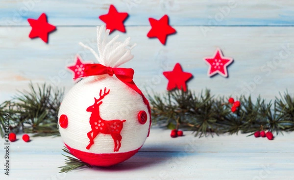 Obraz Red Christmas decoration and fir branch