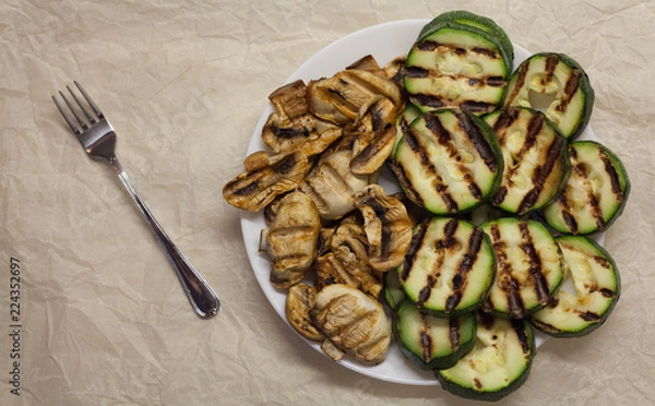 Obraz zucchini with mushrooms cooked on the grill