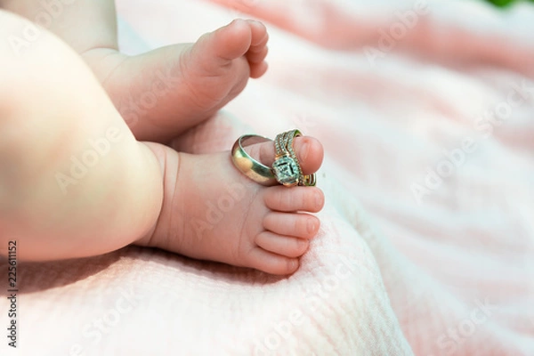 Obraz Rings on Baby's Feet