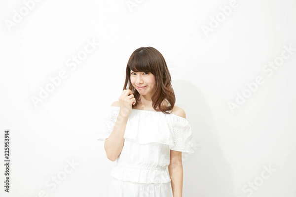 Fototapeta 女性　スタジオポートレート