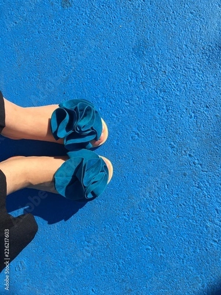 Obraz ayakları yere basmak