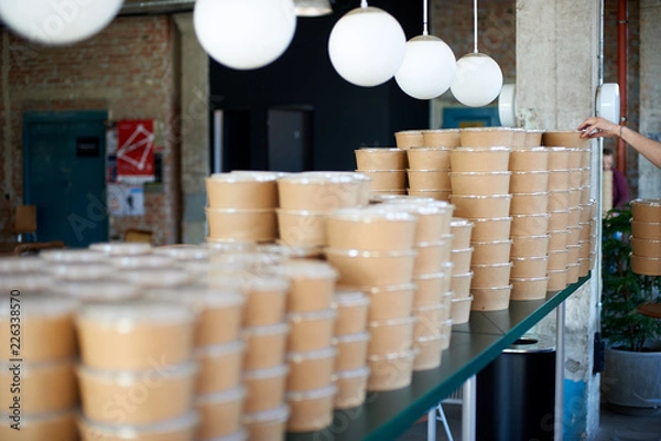 Obraz cooked hot food in boxes